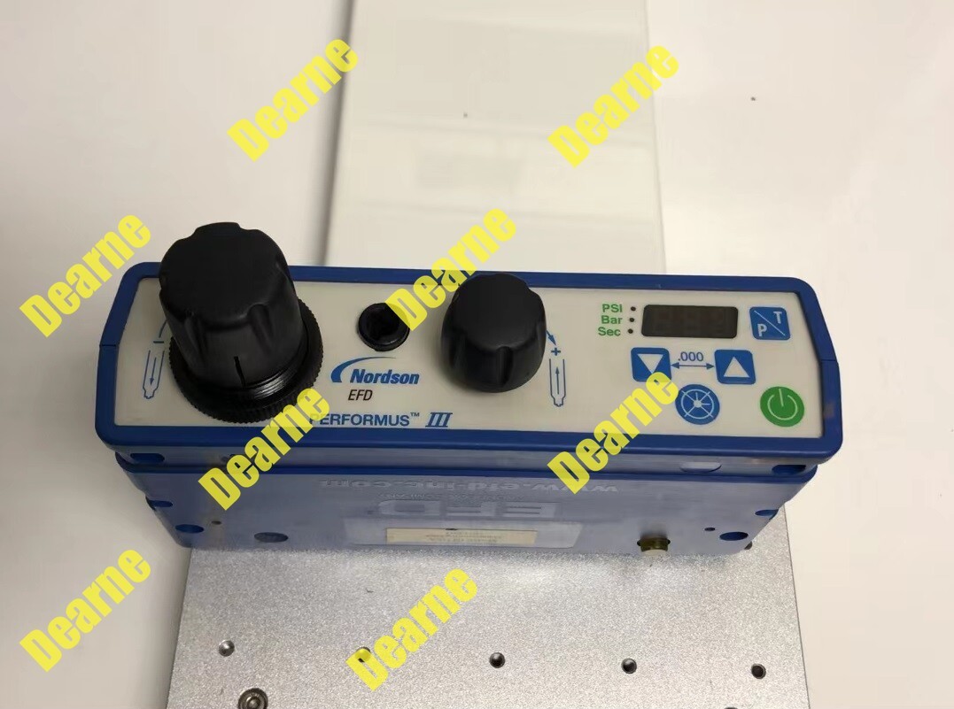 Nordson 7028723 EFD Performus III Fluid Dispenser, working