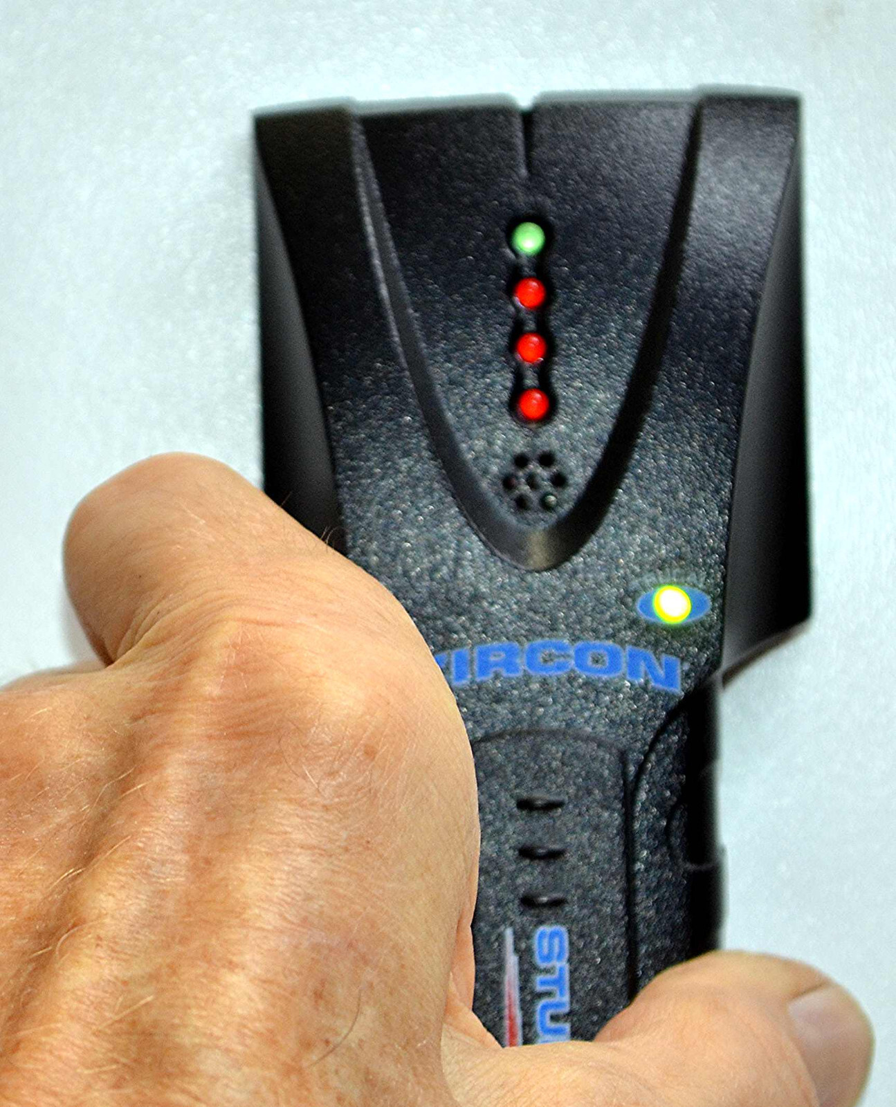 Zircon StudSensor SL - Stud Finder with SpotLite Pointing System - Edge Finding