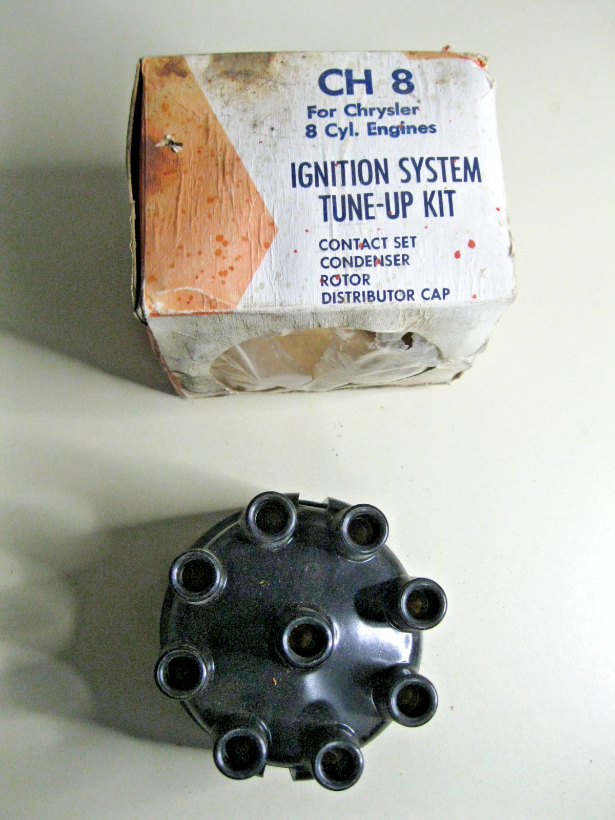 Echlin CH8 Distributor Cap For Chrysler 8 Cylinder Engines New Old Stock