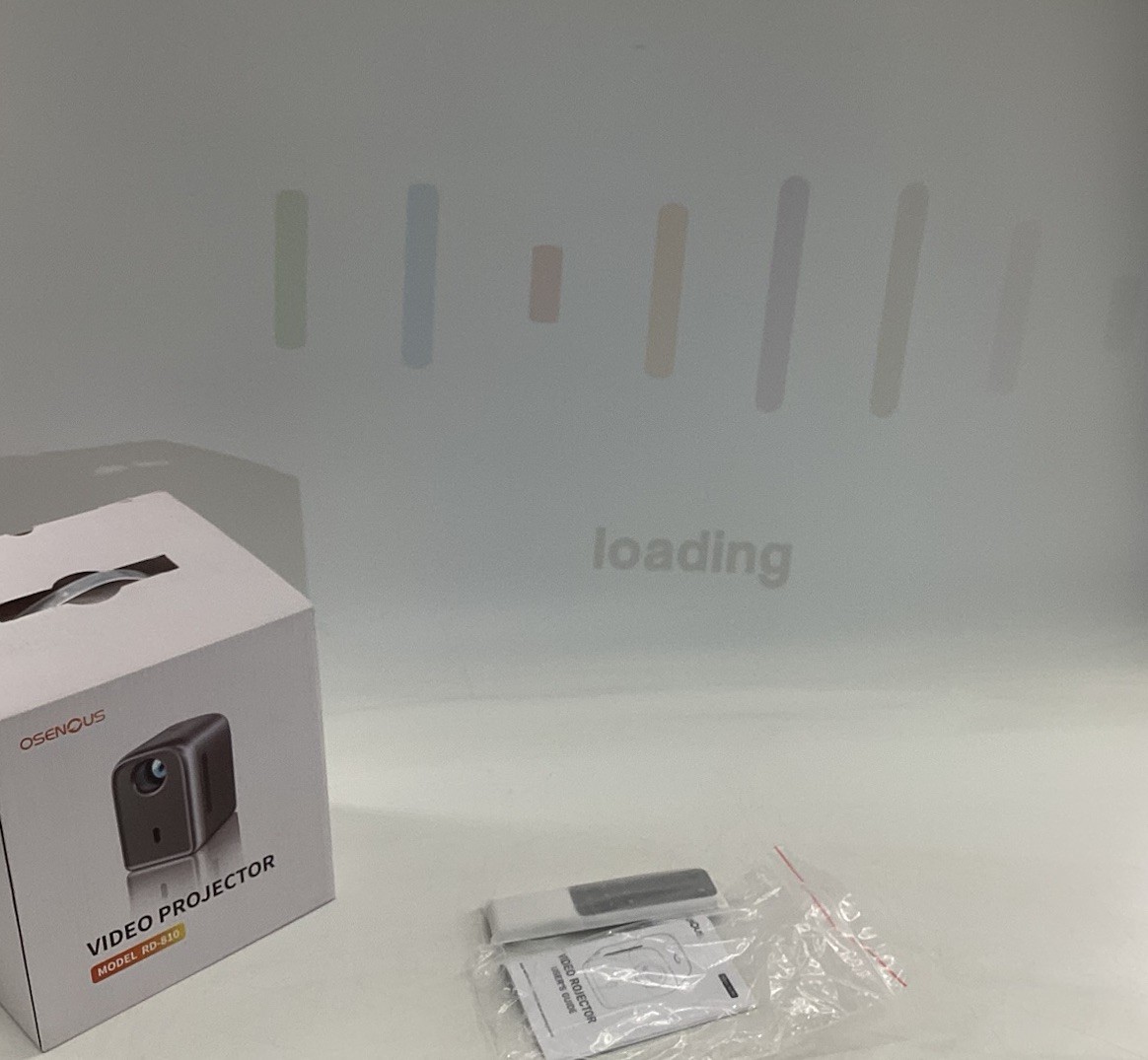 OSENOUS Video Projector Model RD-810.