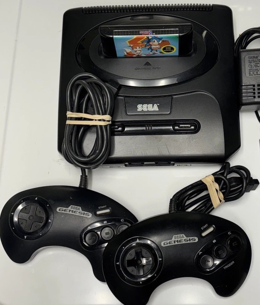Sega Genesis 2 Console Black Near Complete w/ 2 Controllers Sonic 2 NFR Bundle