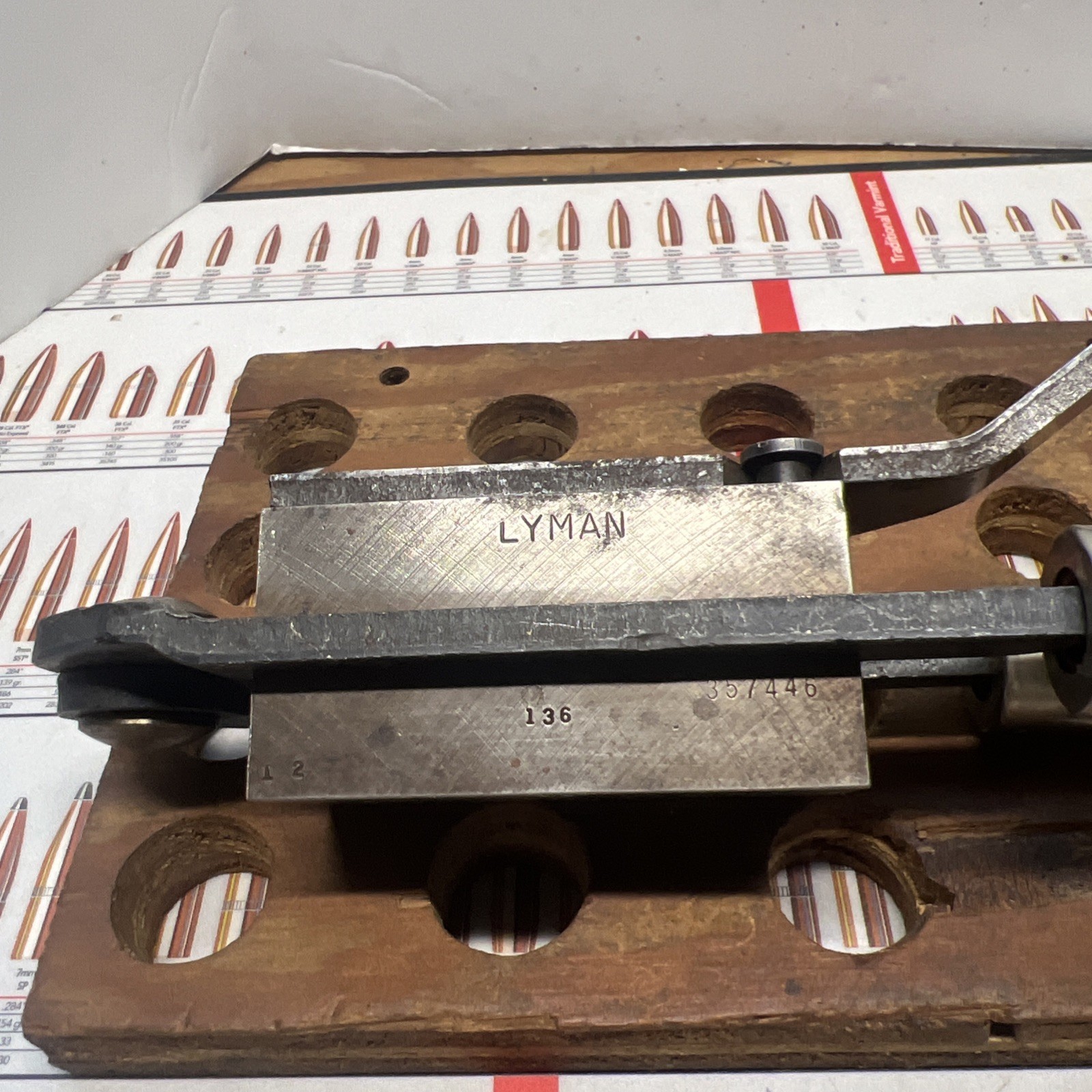 LYMAN 4 CAVITY BULLET MOLD # 357446 357 / 38 Cal 162 GR SWC & HANDLES