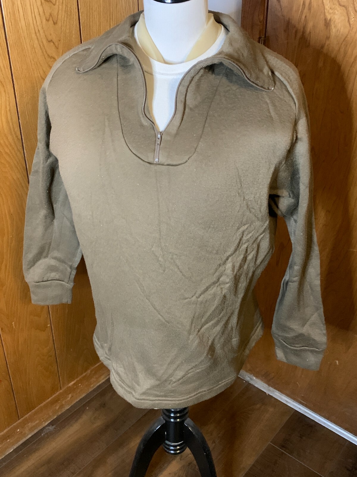 USGI Polypro 8415-01-227-9548 Cold Weather 1/4 Zip Collar Undershirt Size Small
