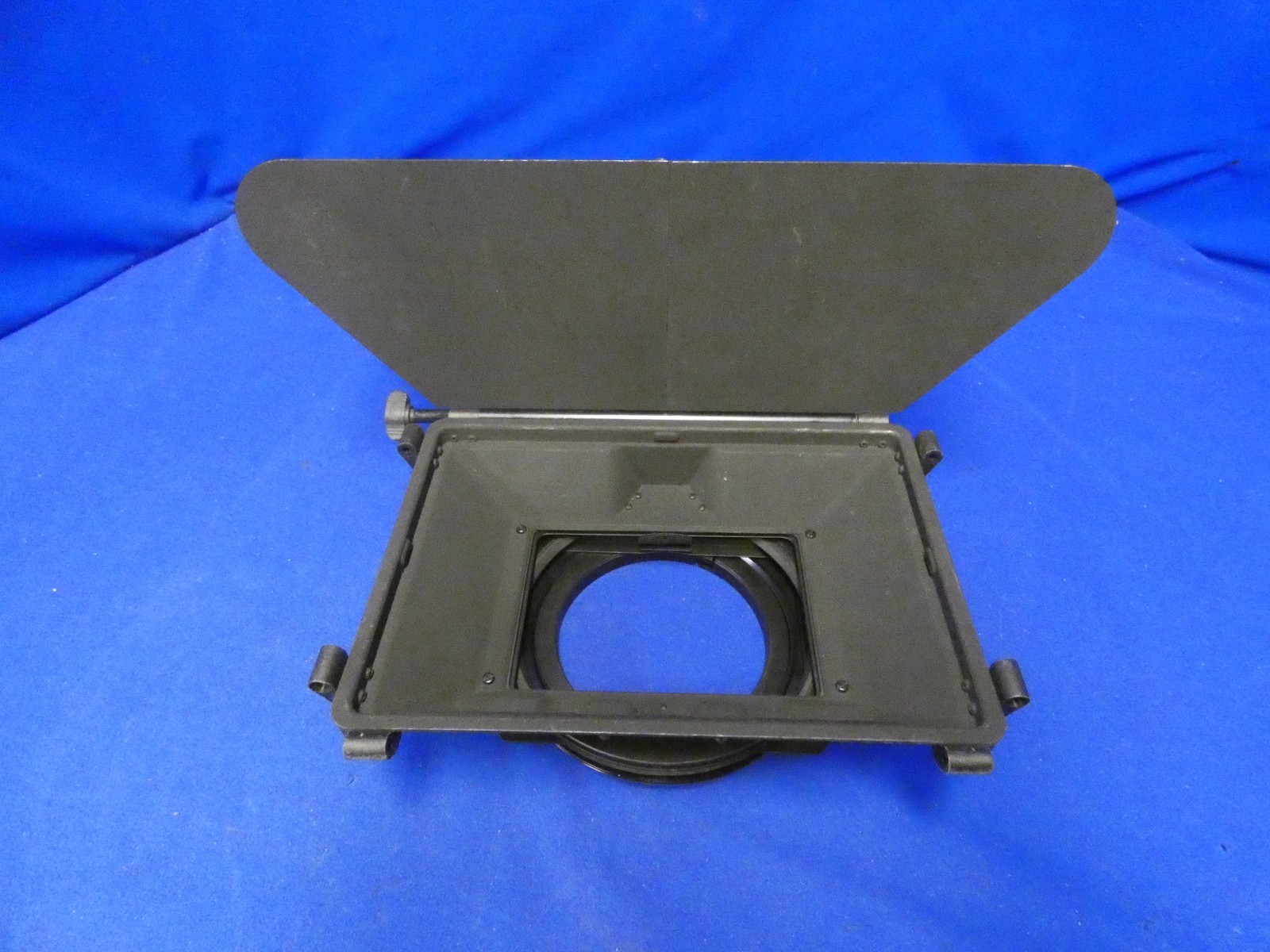 Chrosziel CLWAH-F4.5 Matte Box w/2 410-31 Filter Holders, French Flag (read ad)