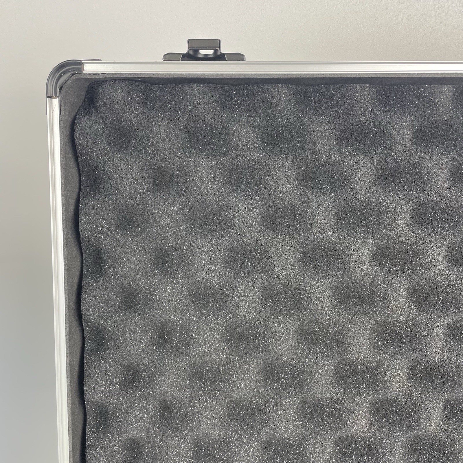 Analog Cases UNISON Custom Hardshell Foam Case 18x14” Locking w/ Keys