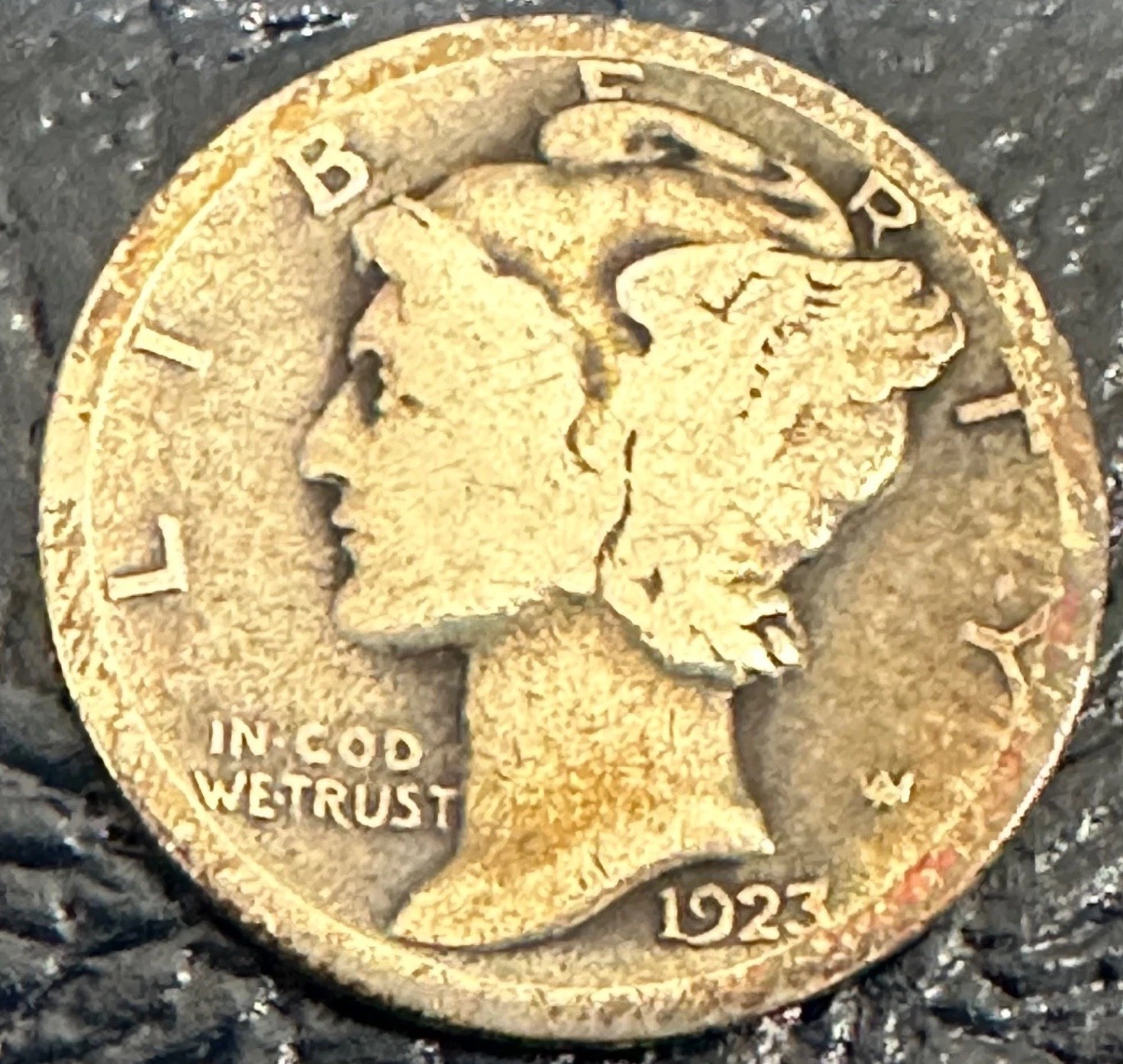 1923 US Mercury Dime VF XF Rainbow Toner 90% Silver Collector Coin