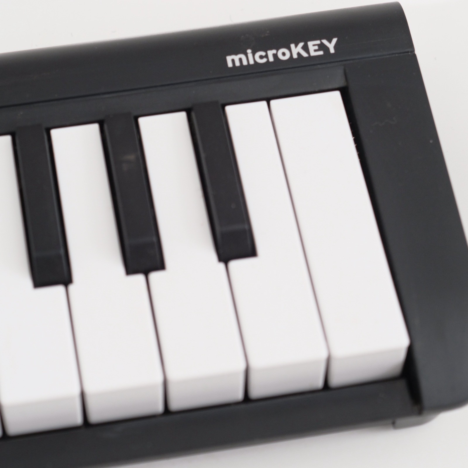 KORG microKEY 25 Key USB MIDI Keyboard Controller Velocity Sensitive Arpeggiator