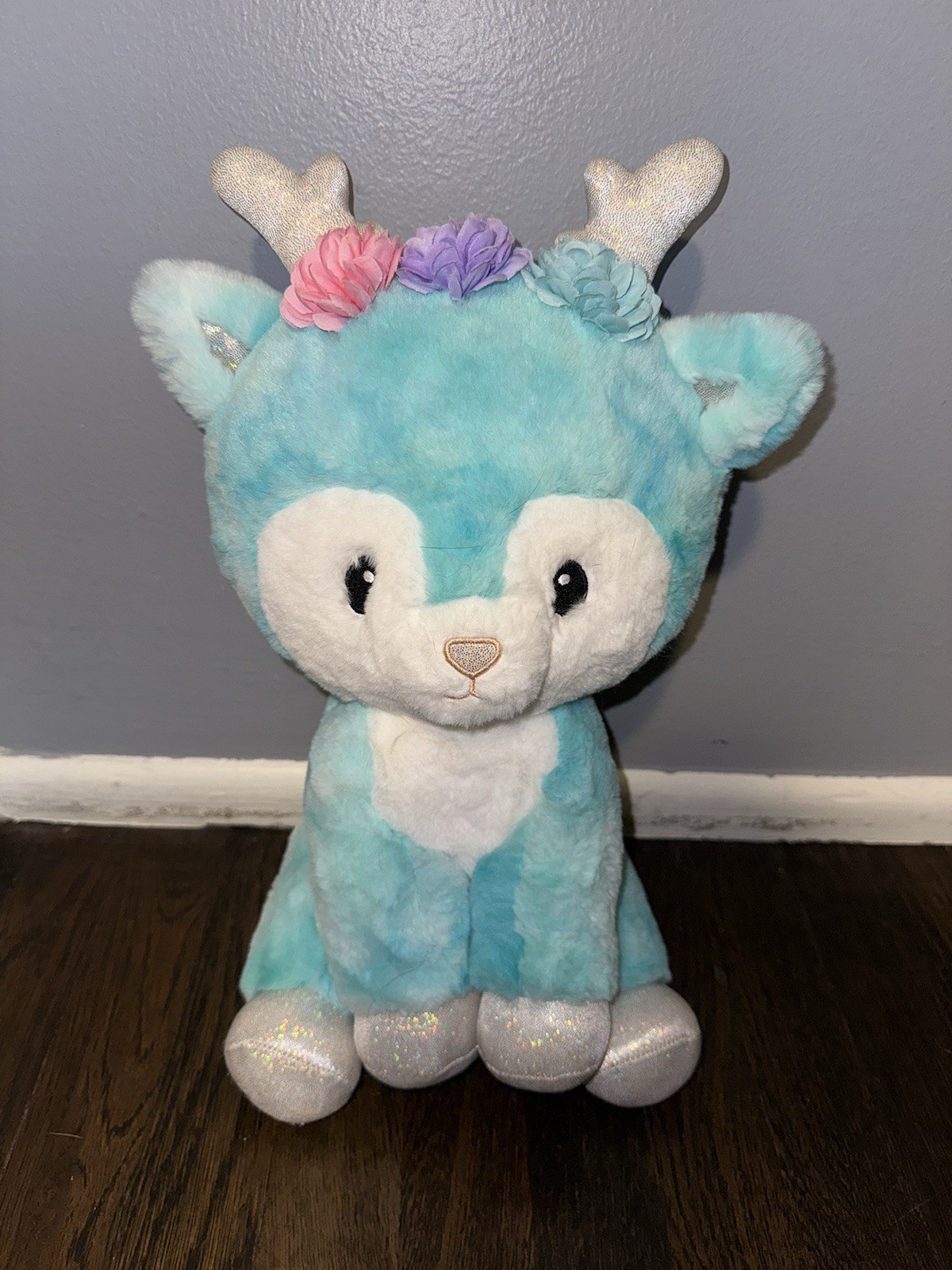 FAO Schwarz Deluxe Teal Flower Light-Up + Sound Deer 14" Plush Stuffed Animal