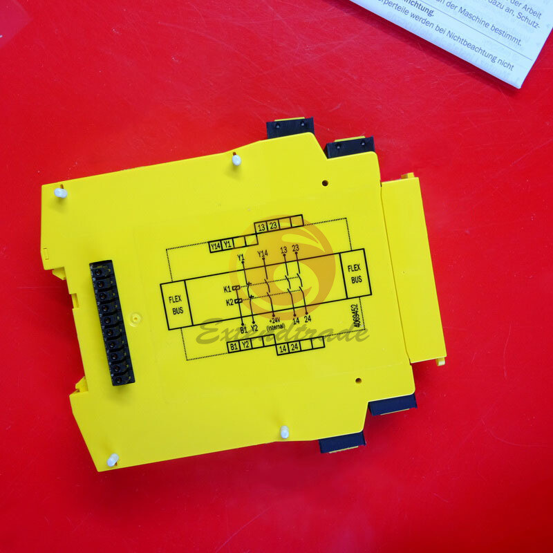ONE UE410-2RO4 SICK 6032677 Safety Module NEW