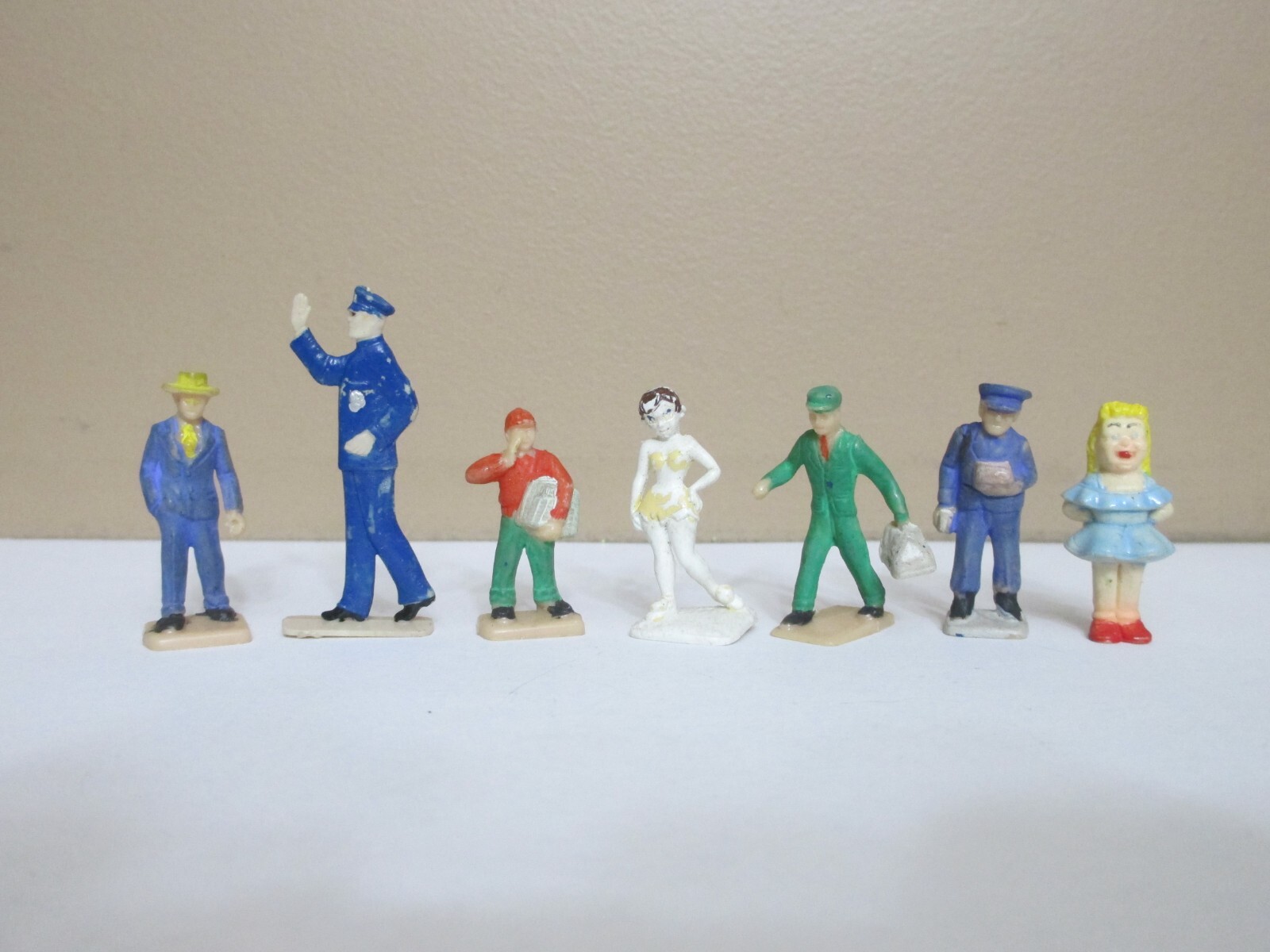 (7) Molded Plastic Figures - Police, Mailman, Paper Boy, Etc - Model Train Decor