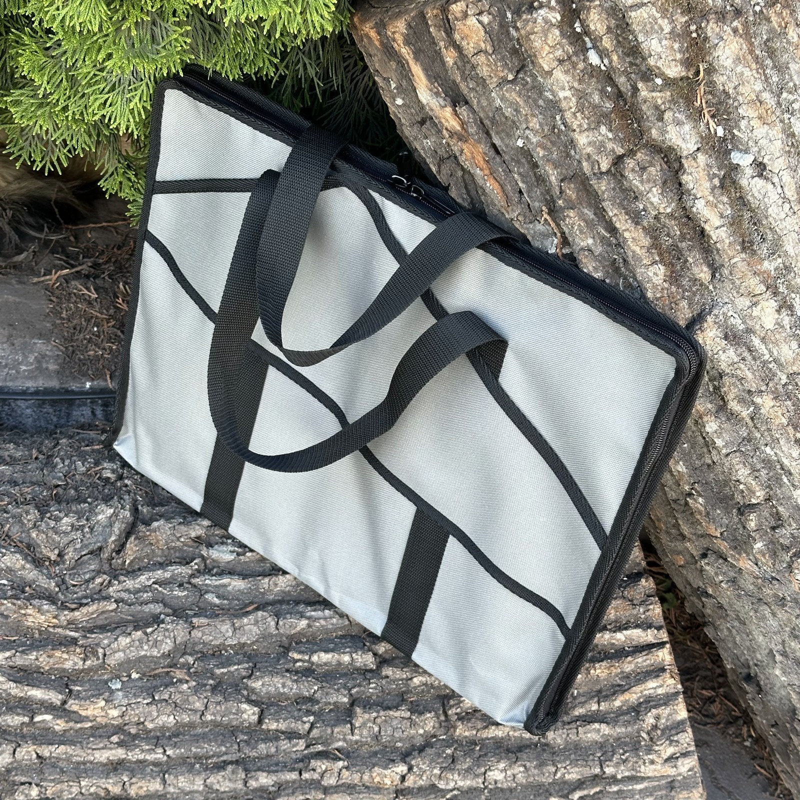 Cover for collapsible barbecue for 6 skewers