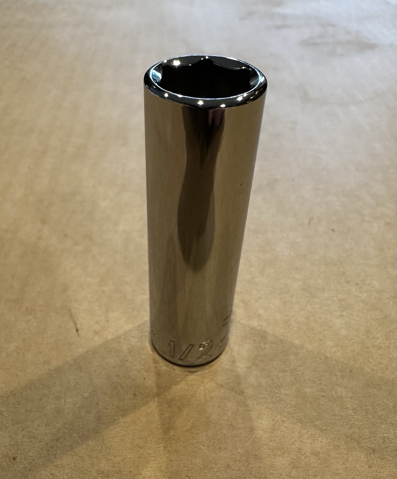 Craftsman CMMT43332 1/2" 6pt Deep Well Socket 3/8" Drive  0271