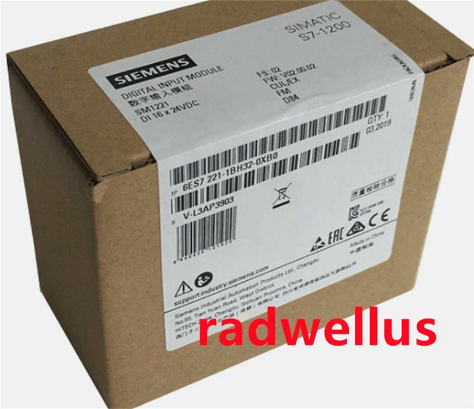 Siemens New In Box 6ES7221-1BH32-0XB0  /6ES7221-1BH32-0XB0    PLC Module