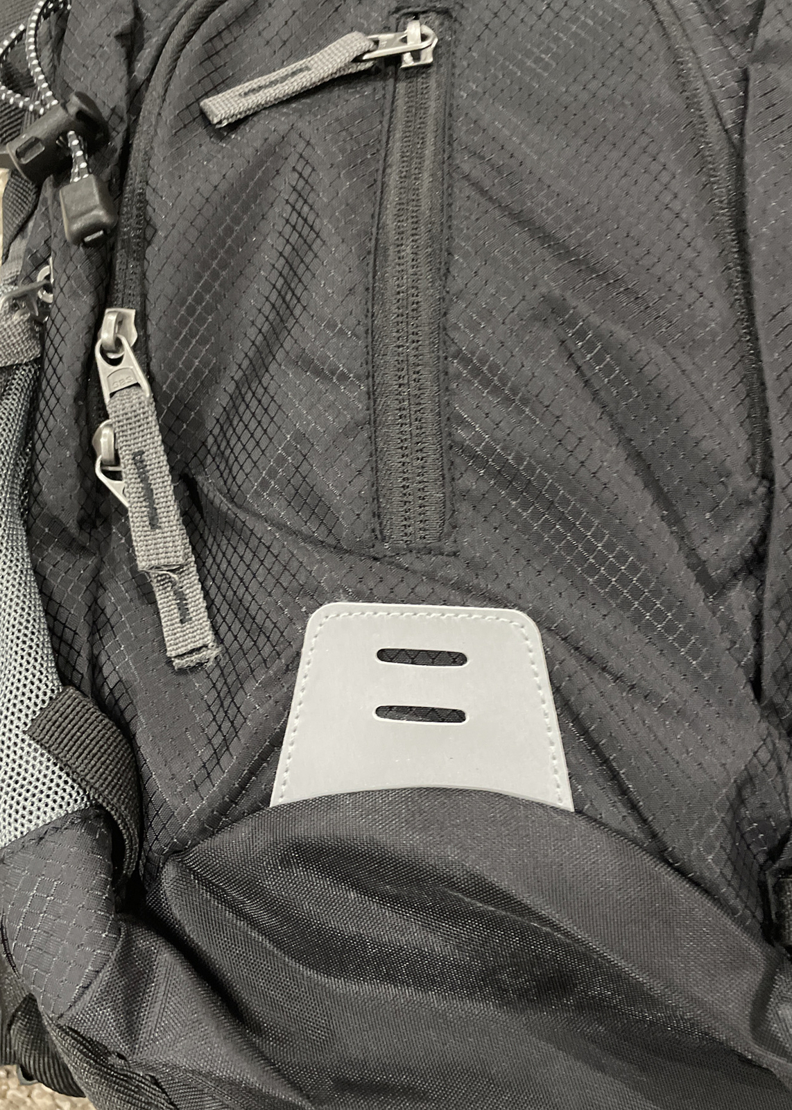 ROCKRAIN Hydration Backpack Insulated Hydration Pack with 2L
