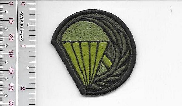 Belgium Belgian Military Airborne Parachutist Wing Badge Qualification NO TARIFF