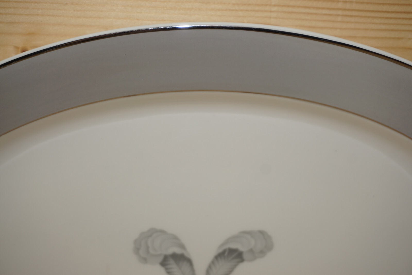 Syracuse Coronet Serving Platter, 14" (G18)