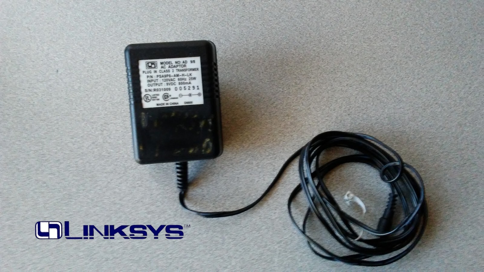Linksys PSA9P8 9VDC 800mA Power Adapter for 8 Port Hubs