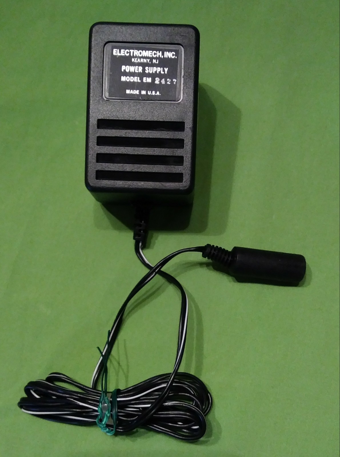 Electromech Inc Power Supply Model EM 2427 Meter Tested 5V Regulated 1A 6 Hole