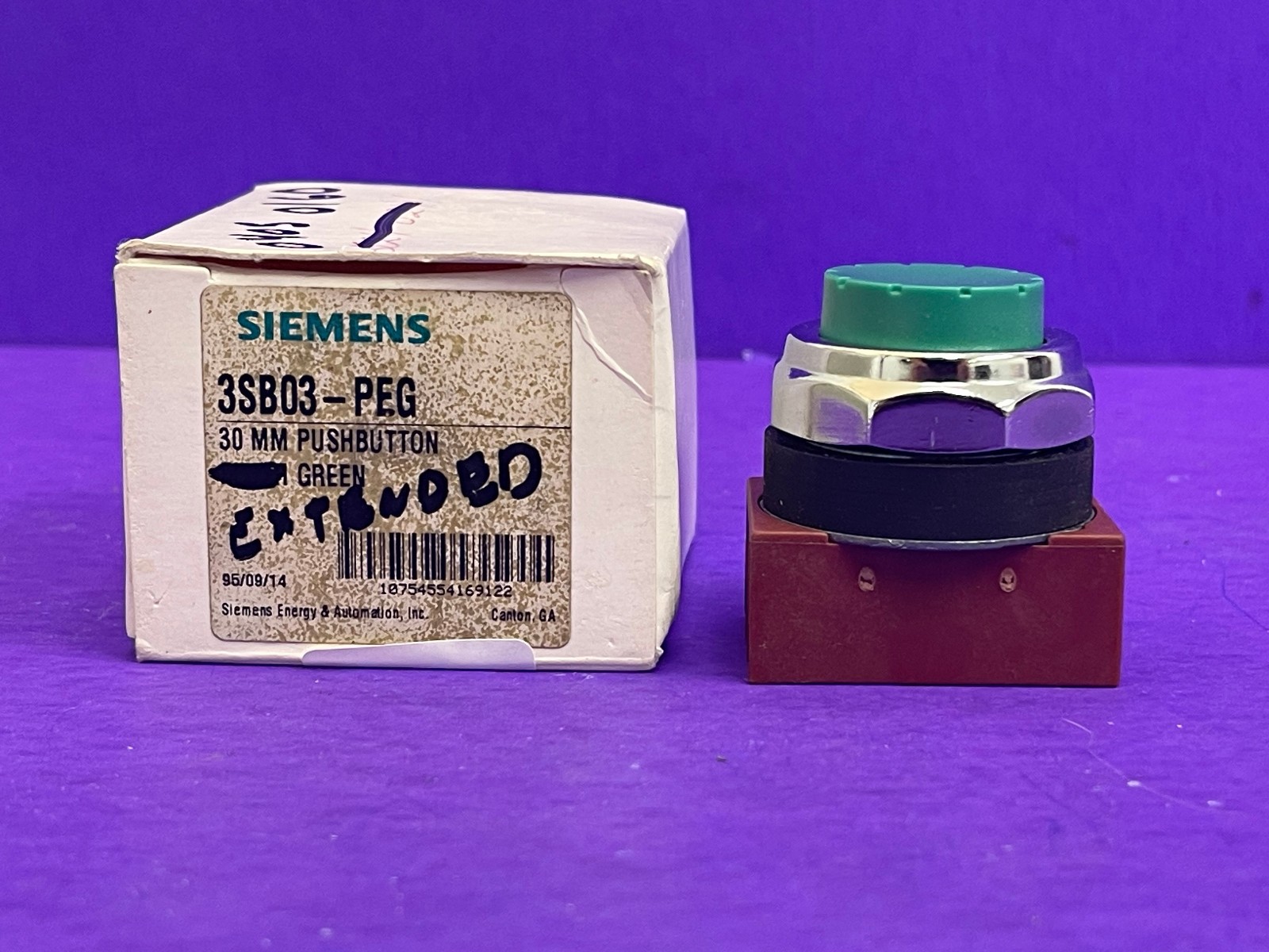 New Siemens 3SB03-PEG 30mm Green Extended Momentary Pushbutton