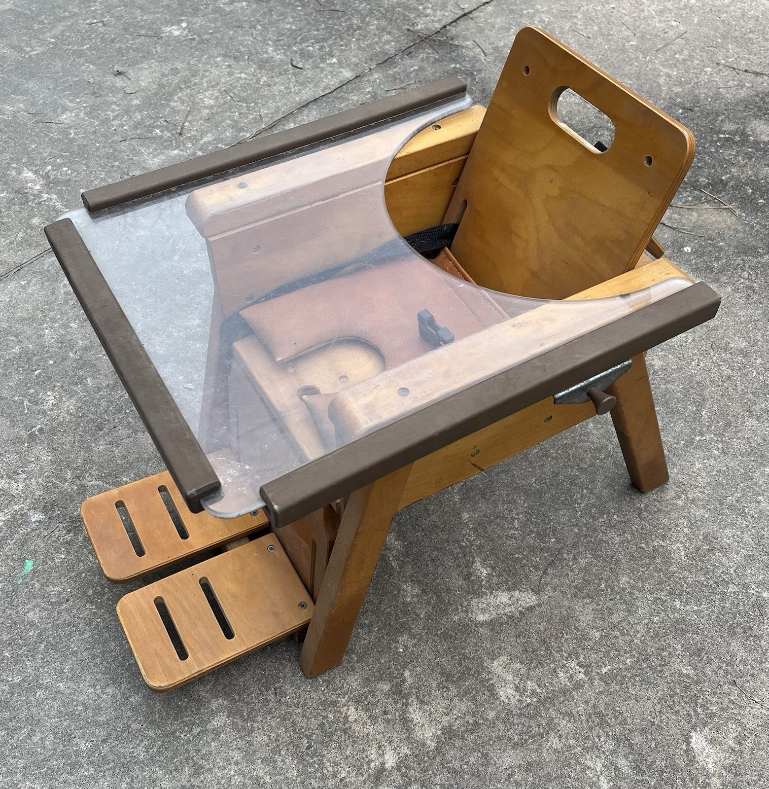Rifton Toddler Child Positioning Chair E36 (Small) - Needs Work/Repair in Spots