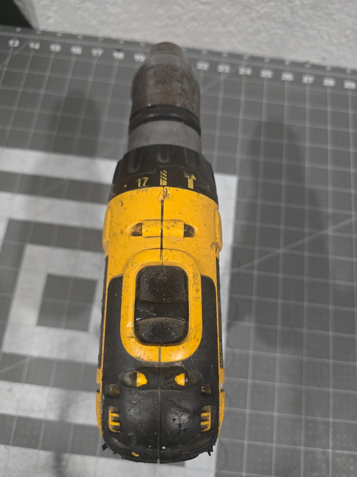 DeWalt DC725 1/2" Cordless Hammerdrill Drill Driver 18V 2 Speed Tool Only