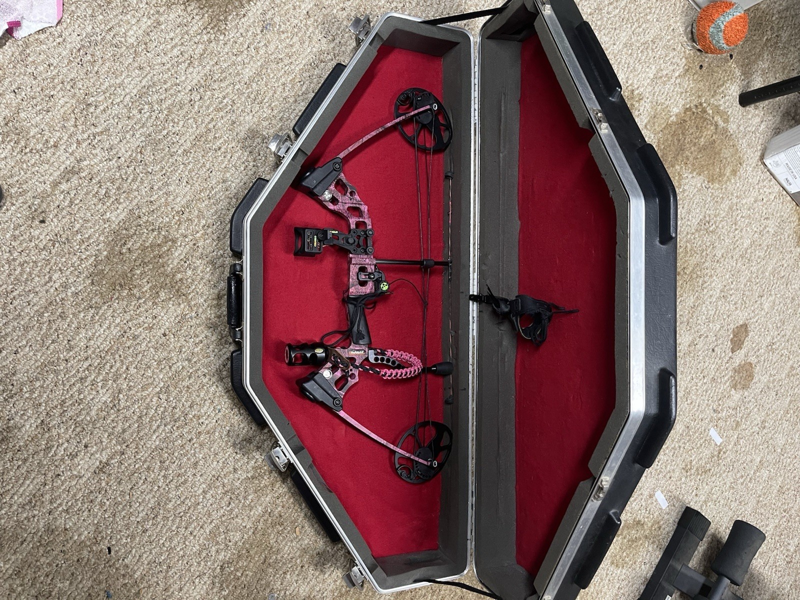 Mission Archery Craze Compound Bow Pink Camo SKB Double Case