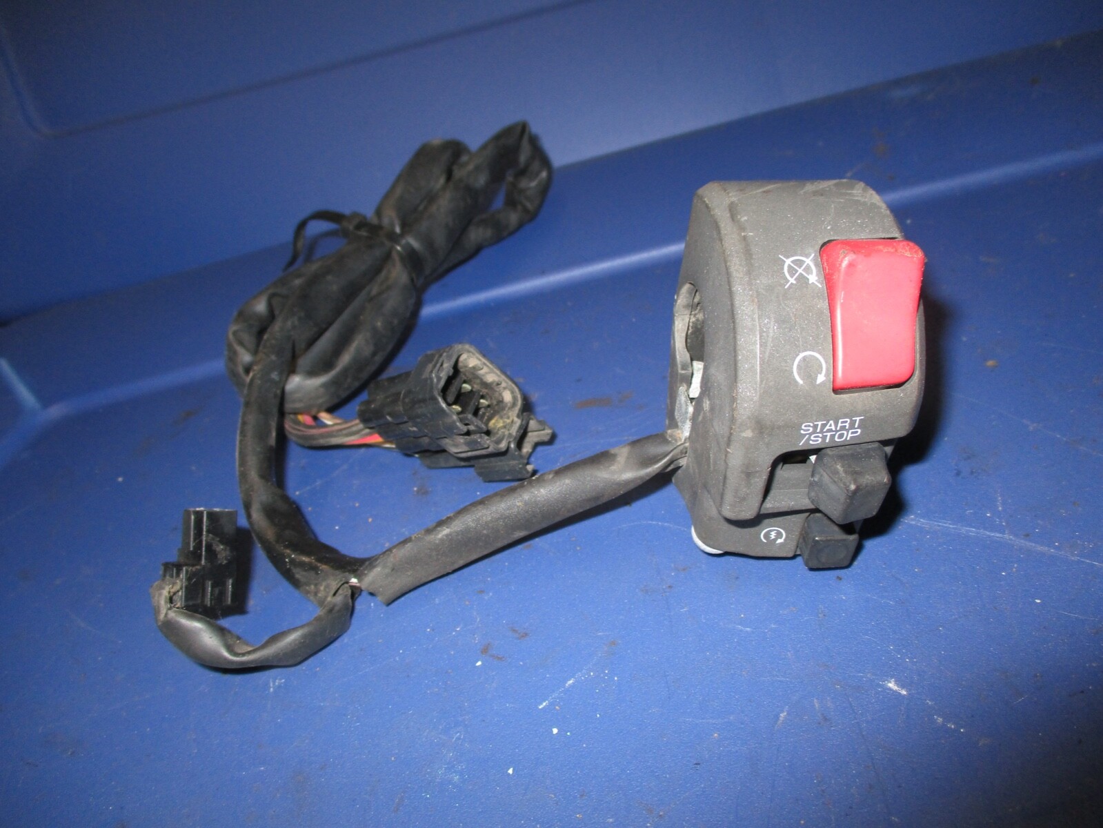 09-12 ZX6R ZX6 ZX 6 6R 600 600R Kawasaki Ninja Right Handlebar handle bar switch