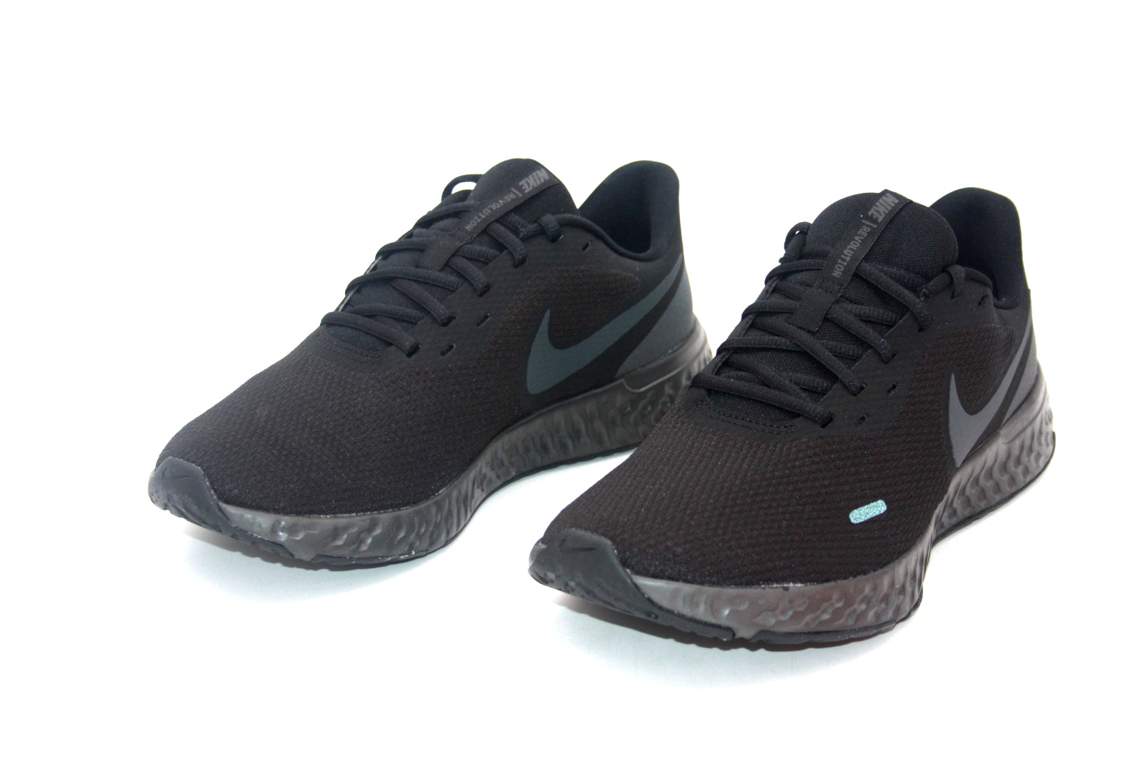 NIKE REVOLUTION 5 BLACK/ANTHRACITE BQ6714-004 MENS RUNNING SHOE 4E WIDE WIDTH