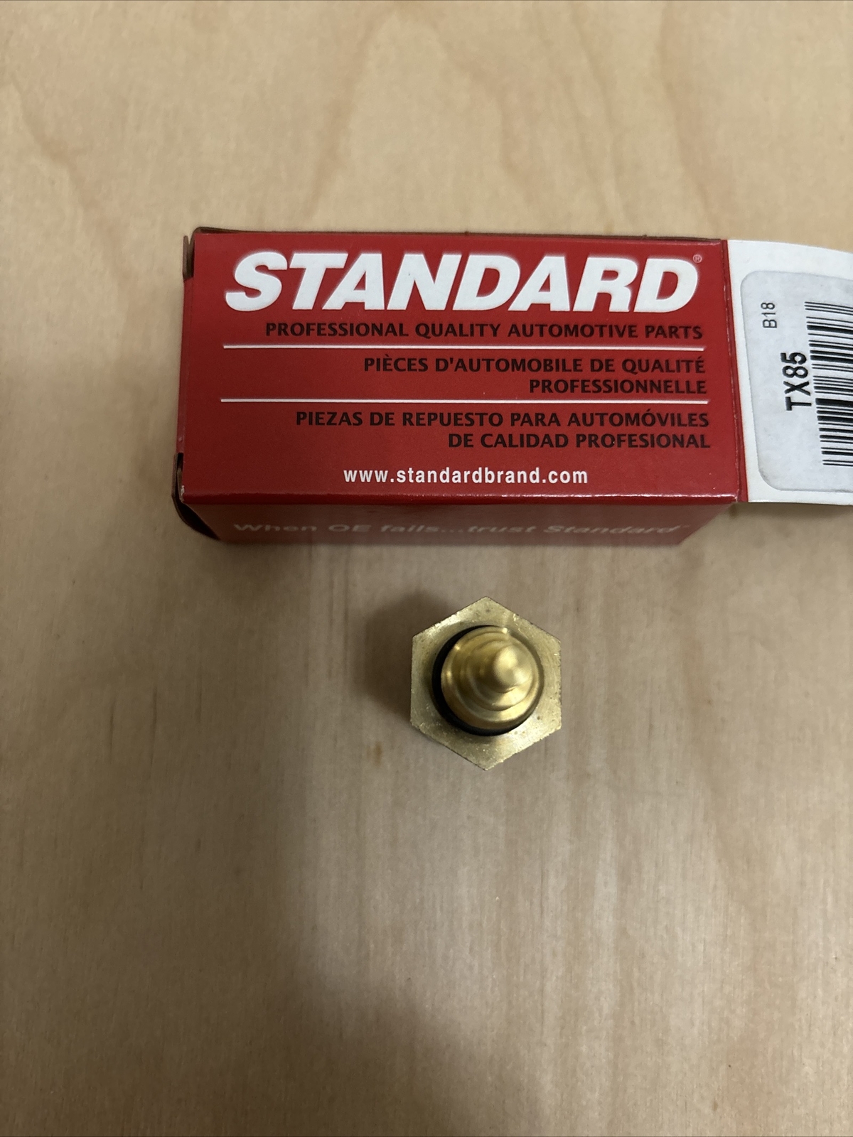 Engine Coolant Temperature Sensor Standard TX85