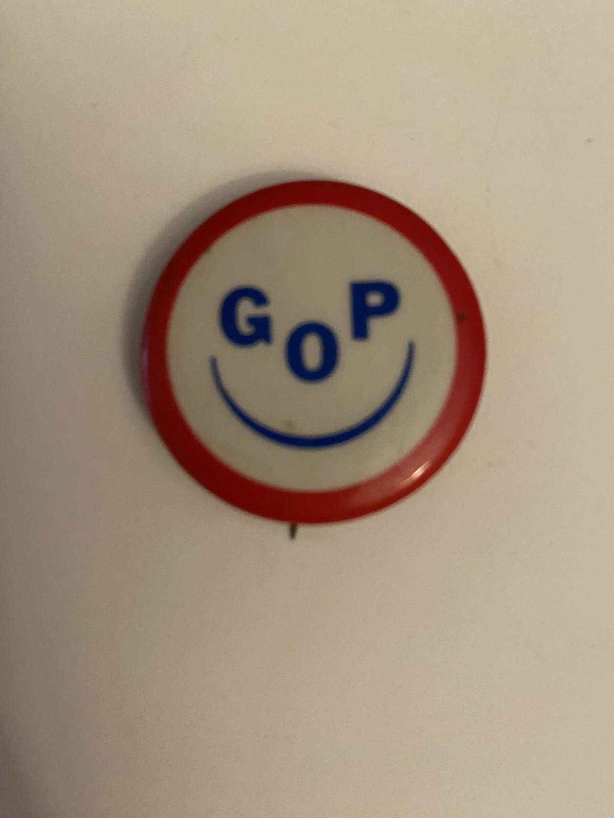 GOP Smiley Face Pin Back Button P54