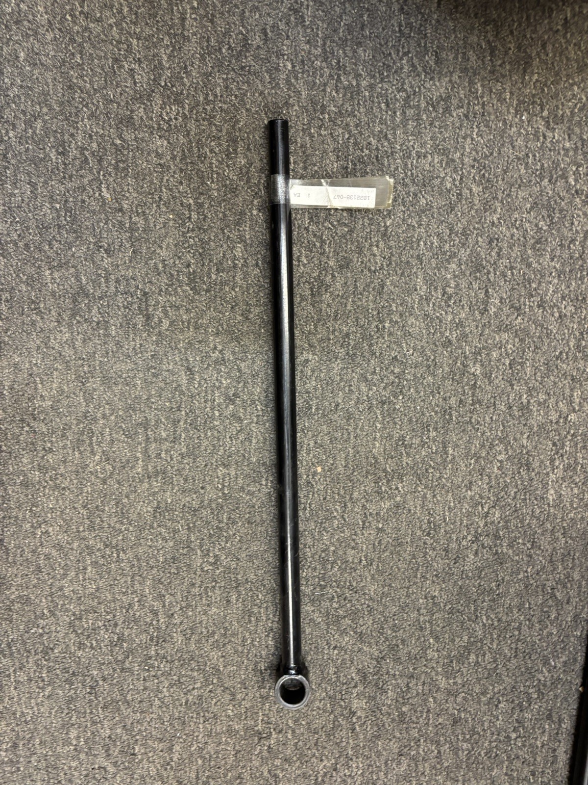 Radius Rod Black Upper 1822138-067