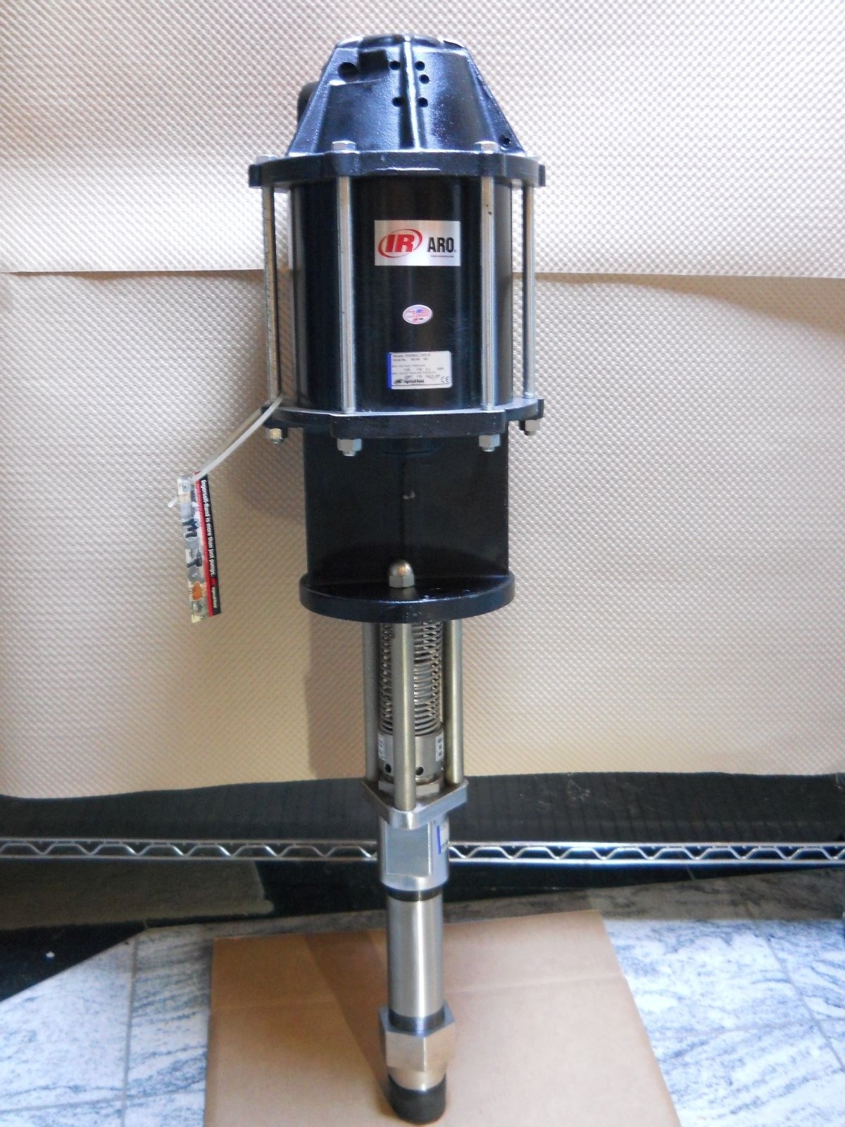 ARO 650883-C4G-B AIR OPERATED TWO BALL DOUBLE ACTING PUMP NEW CONDITION
