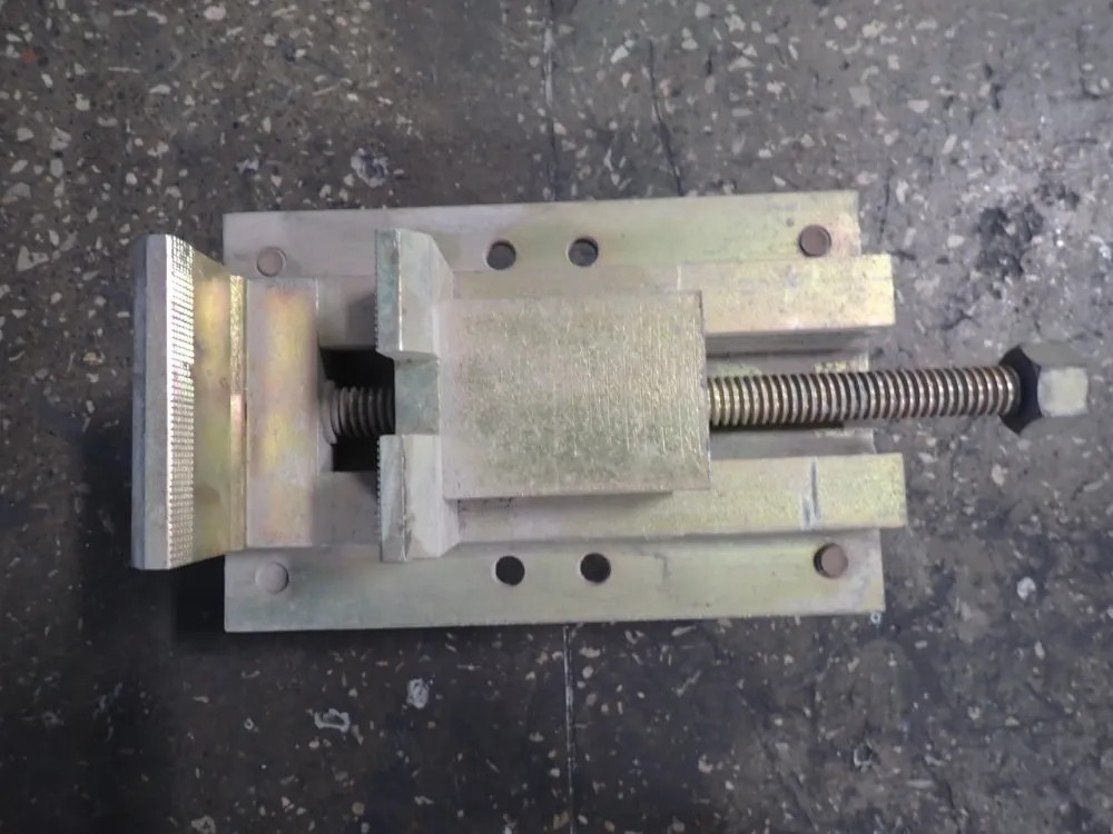 VISE 8.5" X 4.75" 02260090052