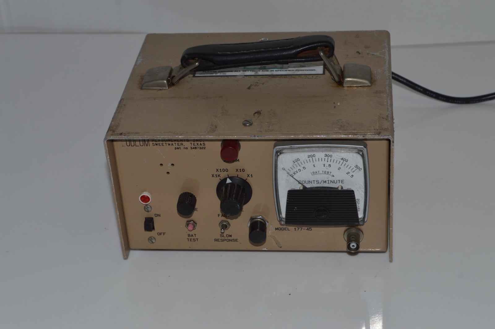 LUDLUM MEASUREMENTS INC MODEL 177-45 RADIATION DETECTOR  (QOR19)
