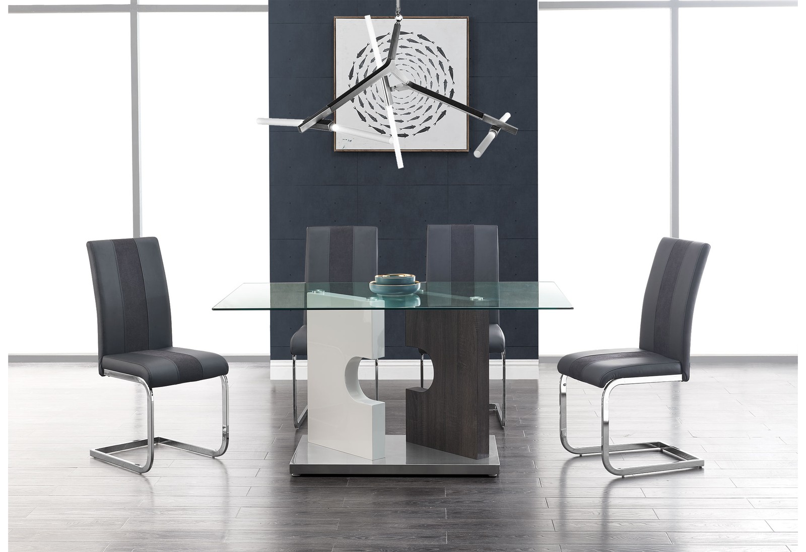 IRIS DINING TABLE
