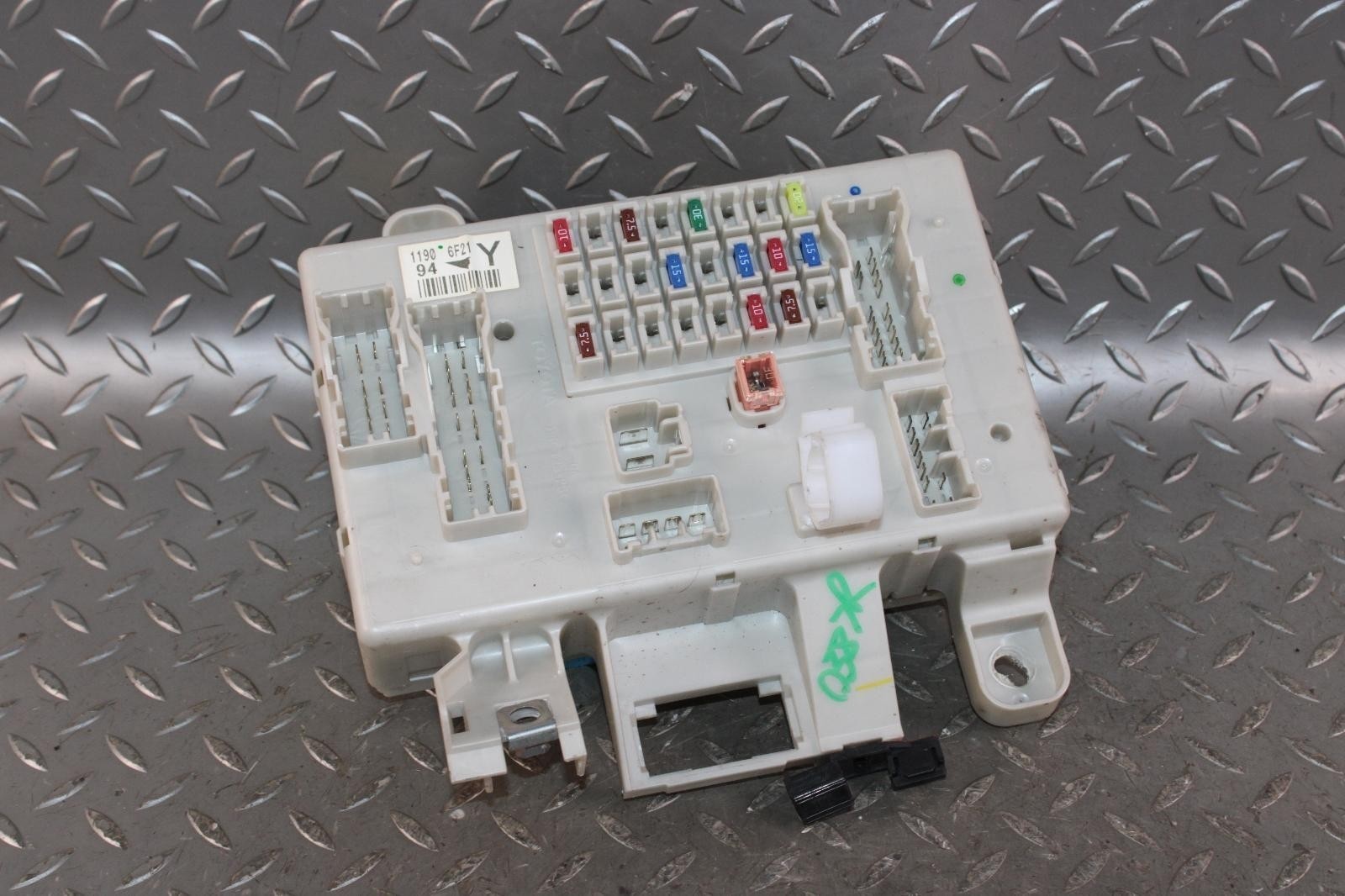 07-09 FJ Cruiser Cabin Fuse Relay Junction Power Distribution Box Factory OEM OE