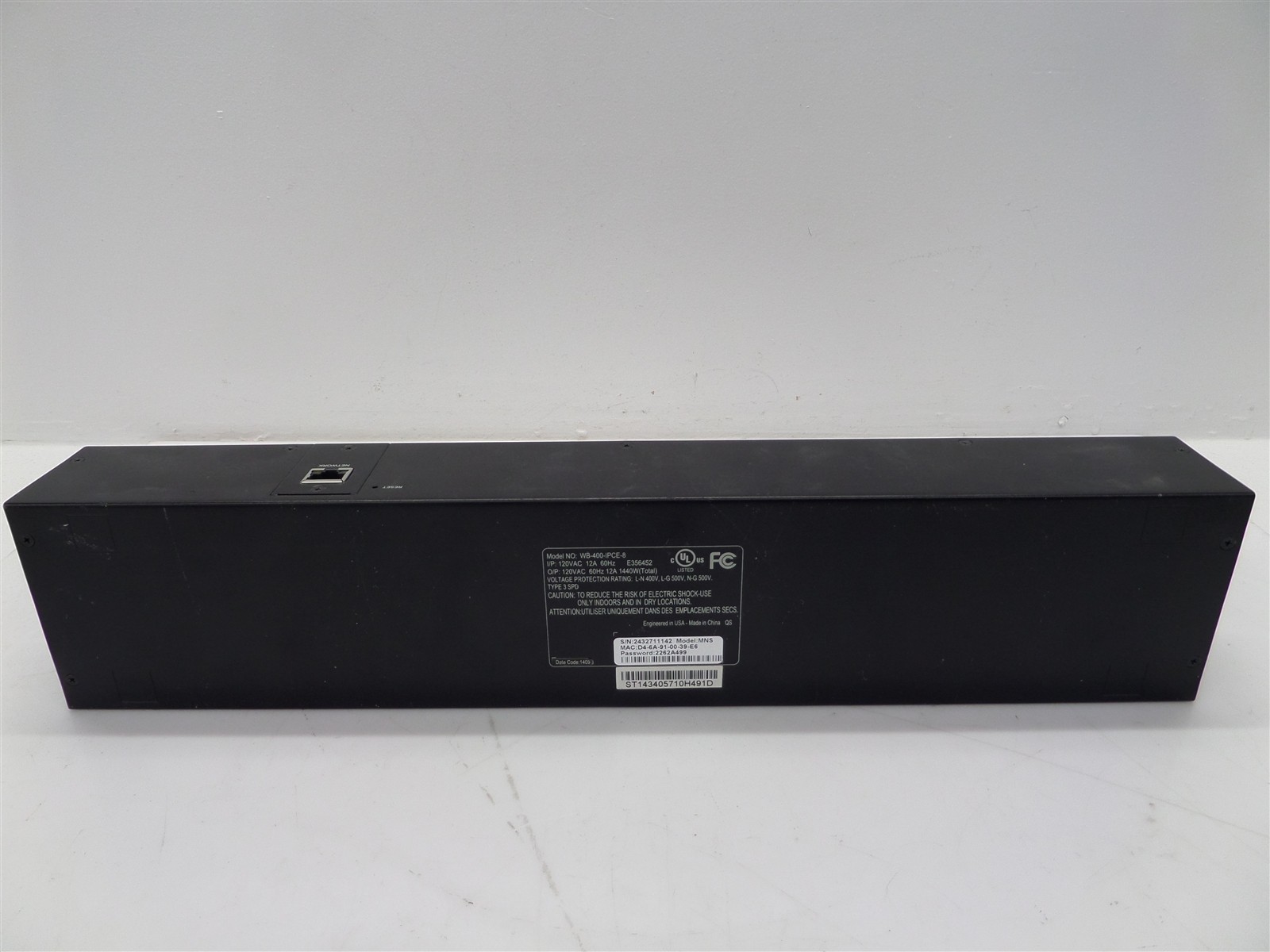Wattbox WB-400-IPCE-8 8-Outlet Power Conditioner w/ Mounting Brackets