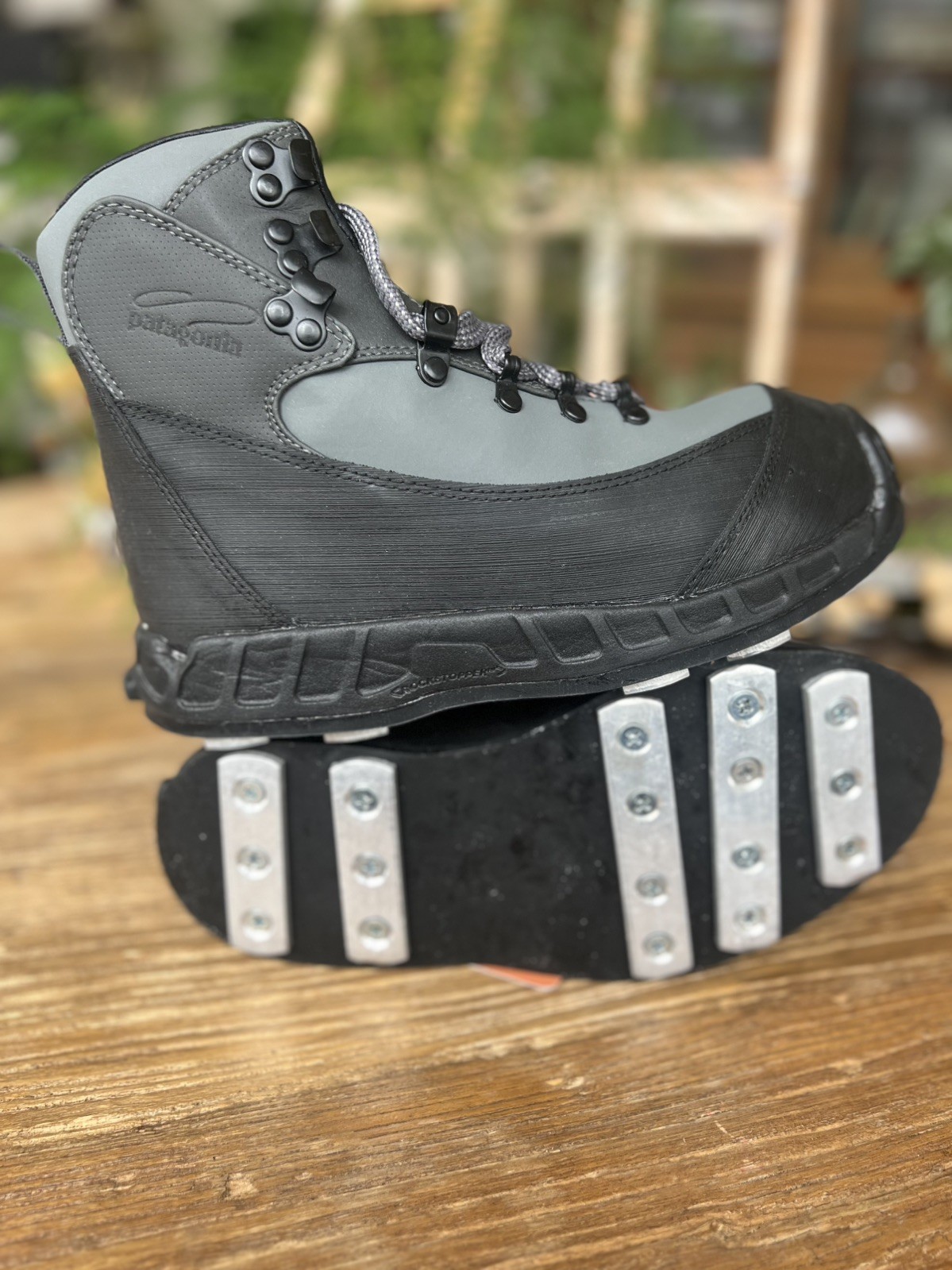NEW Patagonia Rock Grip Wading Fly Fishing Boots Aluminum bar Men’s 5 Women 6.5