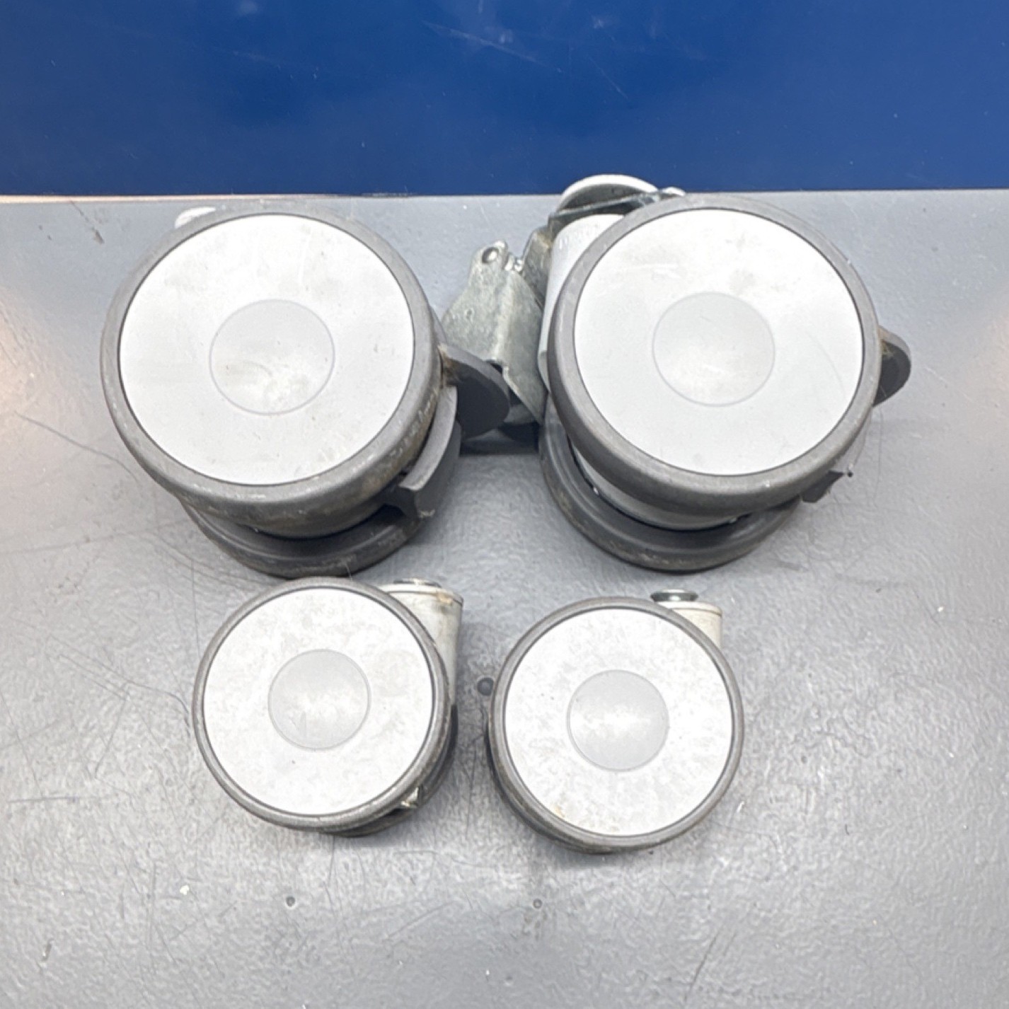 Set of 4  Replacement Casters Wheels Silver Gray for Hoyer HPL500
