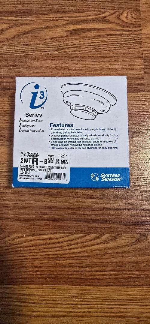 System Sensor i3 Series 2WTR-B 2-Wire Photoelectric Smoke Detector Relay