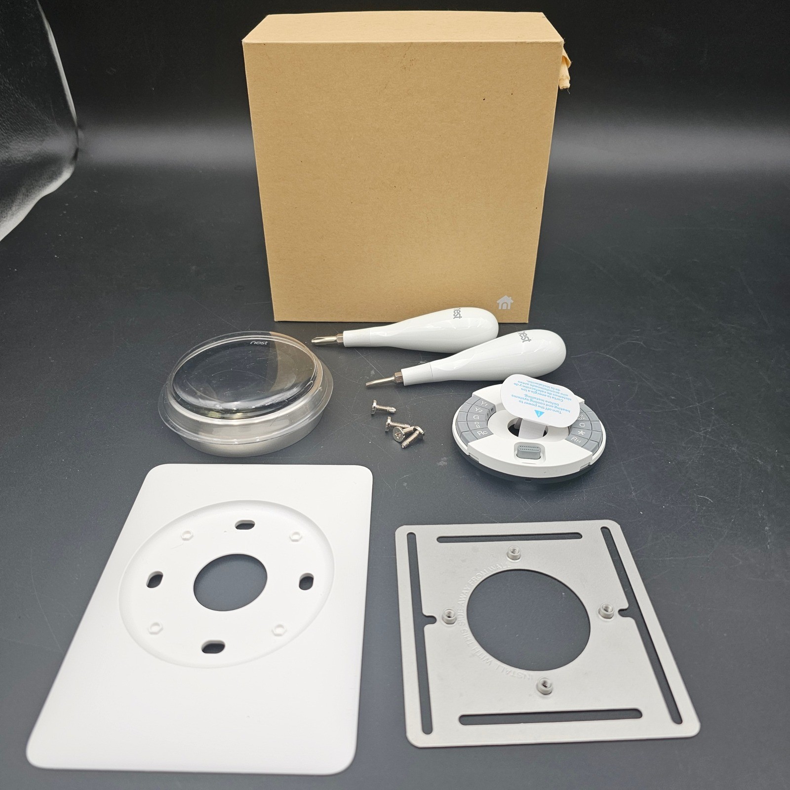 Google Nest Learning Thermostat 3rd Gen A0013 Kit Base Plate Screws Tools