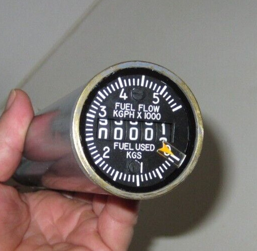 AIRCRAFT GAUGE FUEL FLOW  BOEING DOUGLAS JET AIRCRAFT GE P/N 8DJ125 LXF4