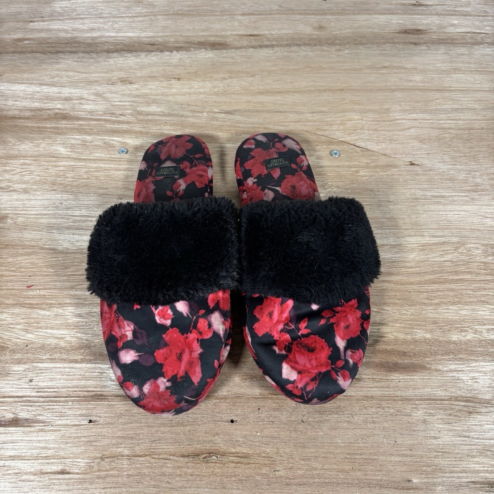 Victoria’s Secret Signature Satin Red Floral Slippers Women Size M 7-8 New