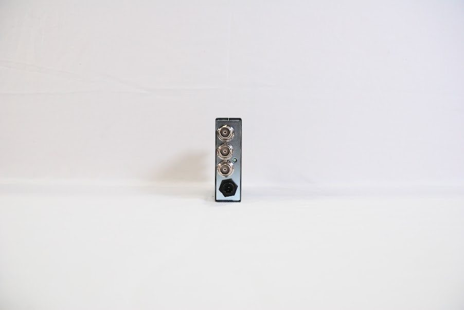 AJA GEN10 Professional HD/SD/AES Sync Generator- Open Box