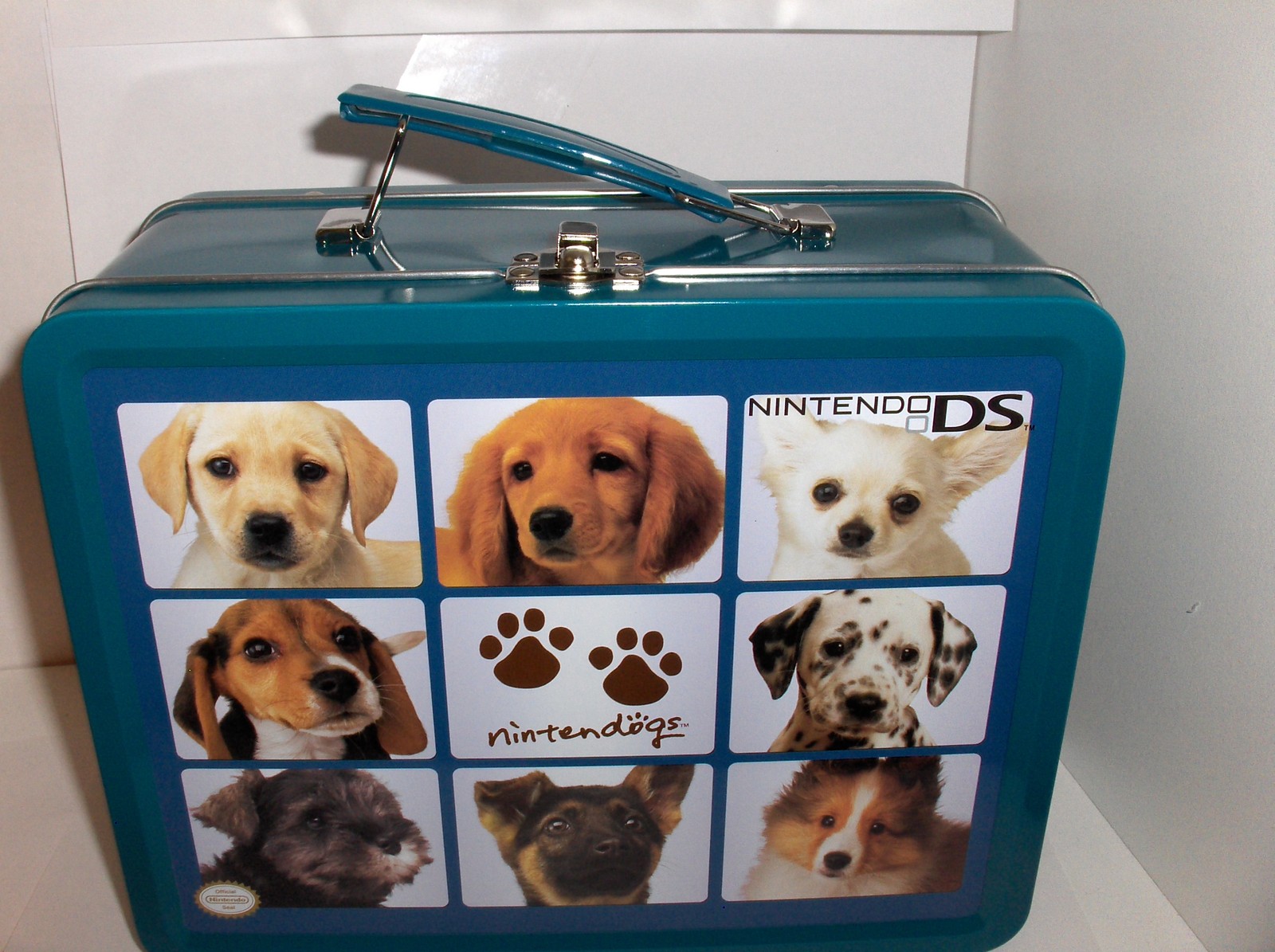 Dogs-Puppies Pictures.Full Size-Metal Lunchbox,With Nintendo Seal`New Unused`