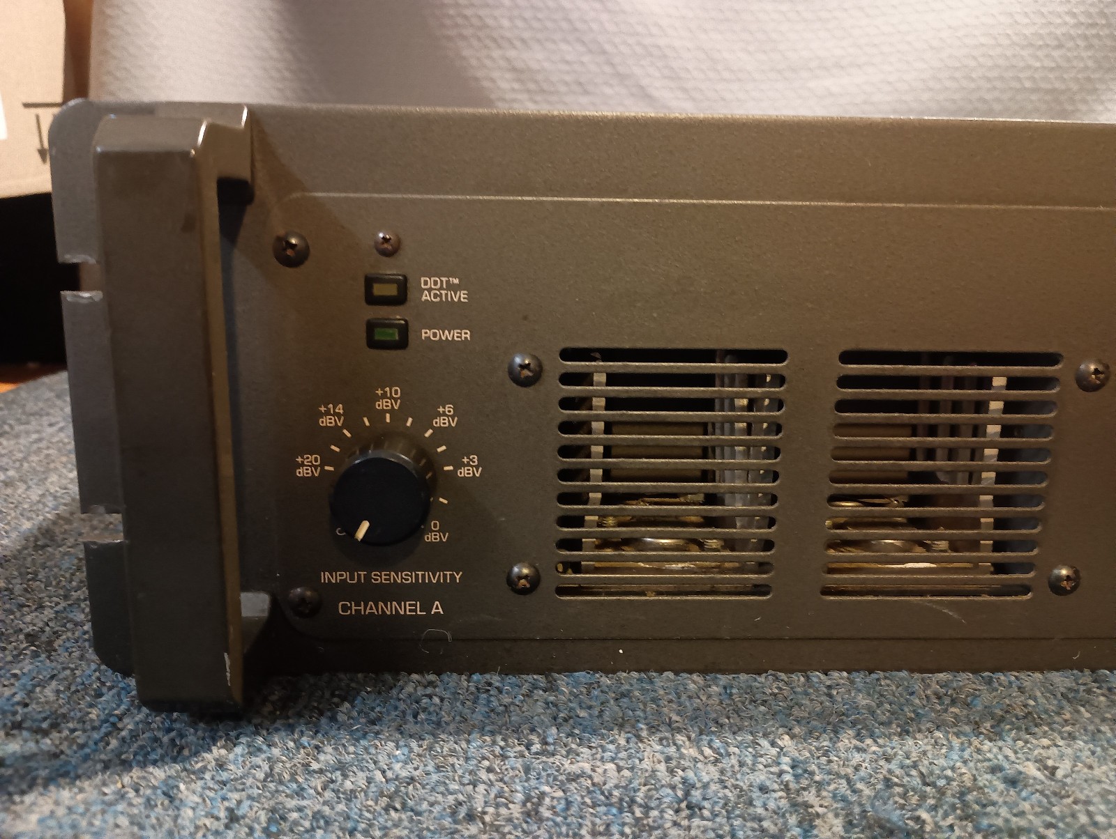Peavey M-4000 Stereo Power Amplifier (Pro Serviced)