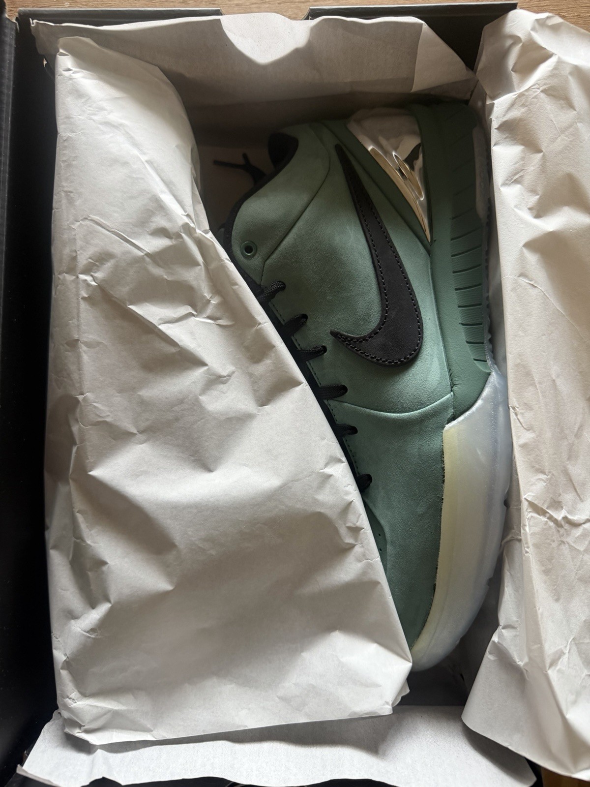 Nike Kobe IV Protro Basketball Shoes Low Top Suede Green Size 11 12.5