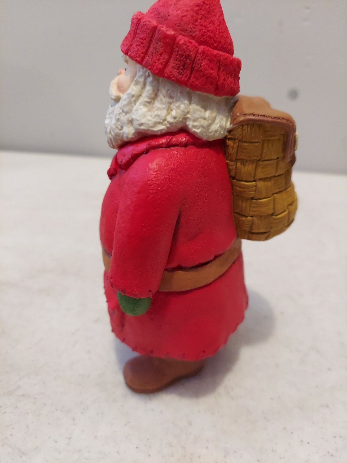 Hmk Lic Santa Figurine