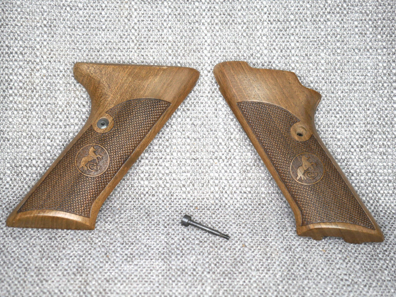 CUSTOM MADE WALNUT COLT WOODSMAN .22 GRIPS "CHECKERED & LOGO"