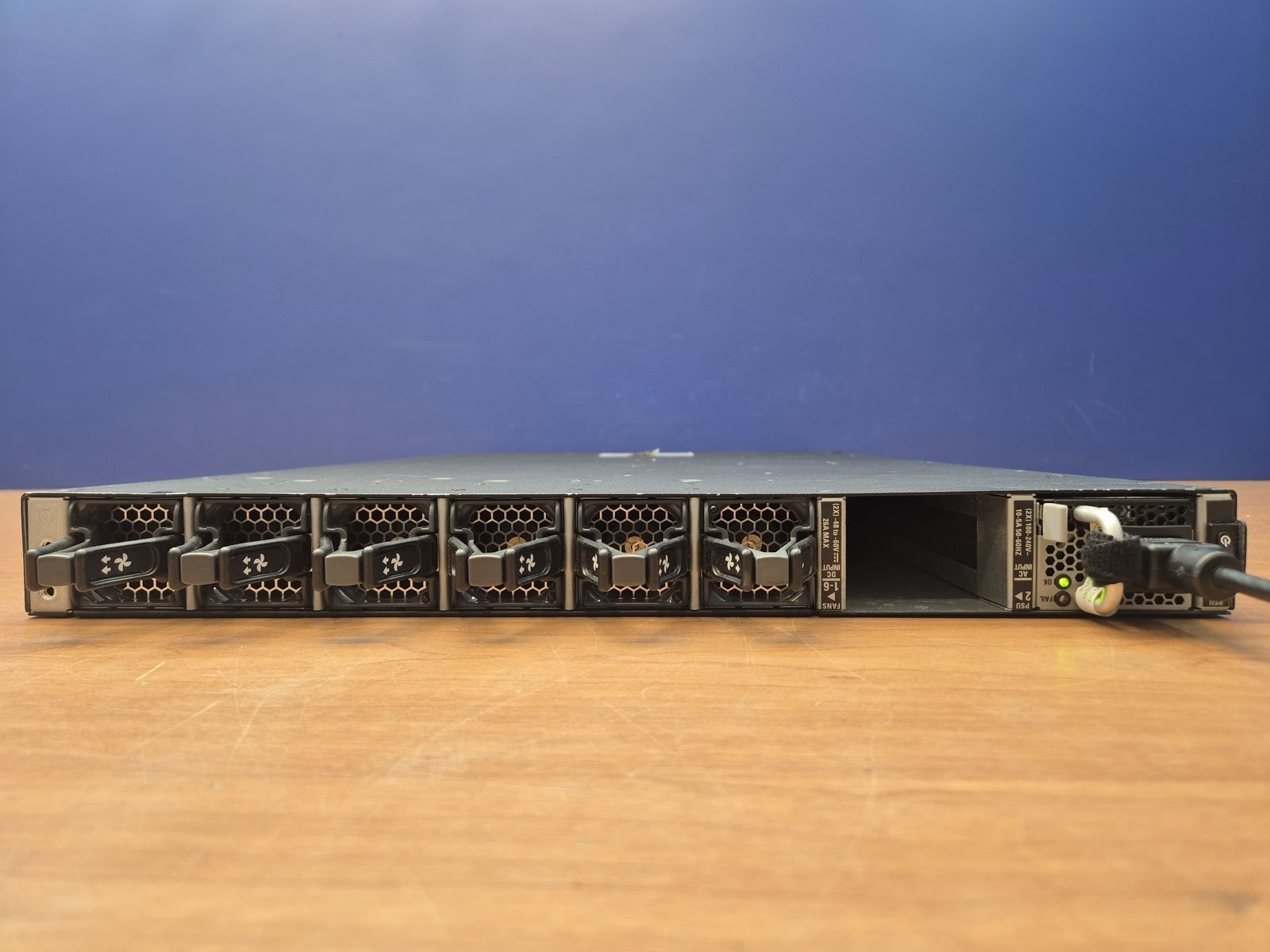 CISCO FIREPOWER 8 PORT SECURITY FIIREWALL. MODEL FPR-4110 / FAST SHIPPING